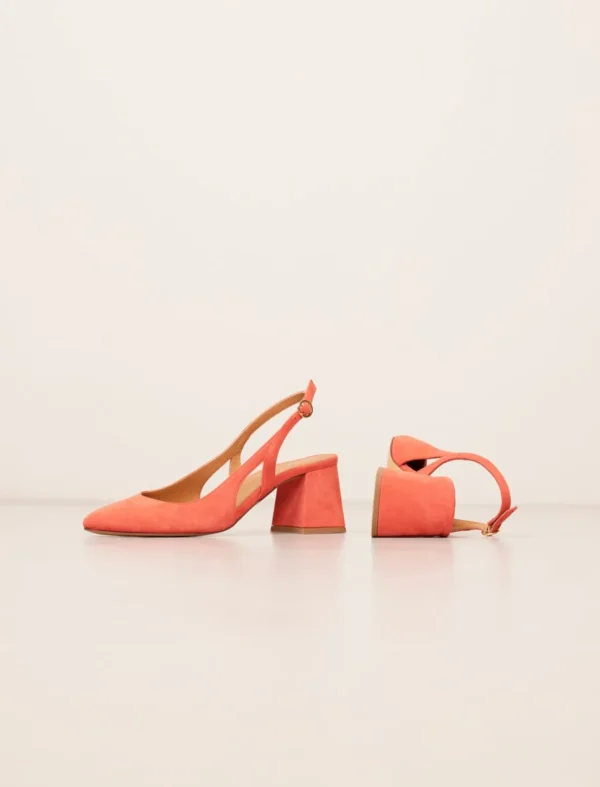 Femme Pied de Biche Charlotte